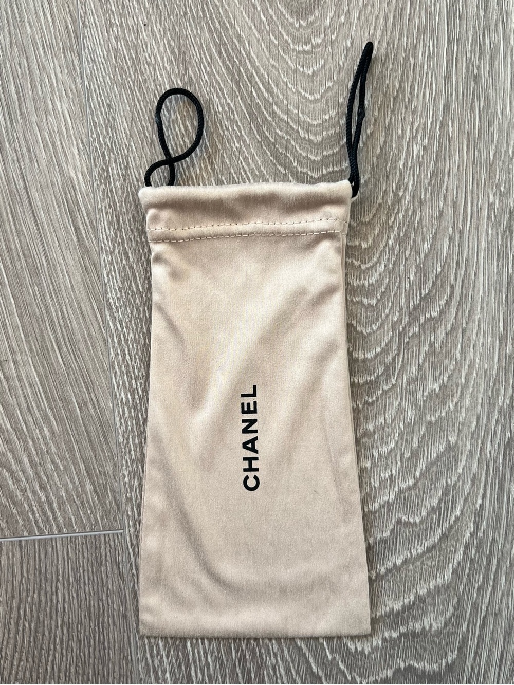 Chanel dust bag (C621)